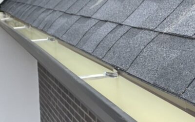 4 Telltale Signs That Your Gutters Are Clogged and Need Cleaning